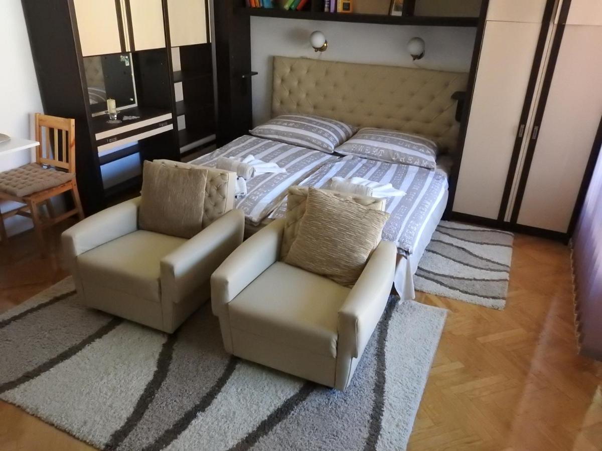 Haus Gizella Hotel Harkany Bagian luar foto